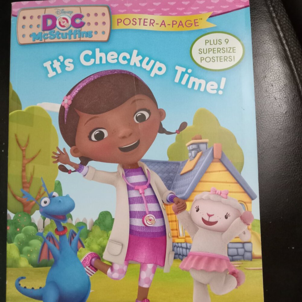 Costume & DisneyJr Doc McStuffins: It's Checkup Time! Poster-A-Page+Labcoat 4-6X
